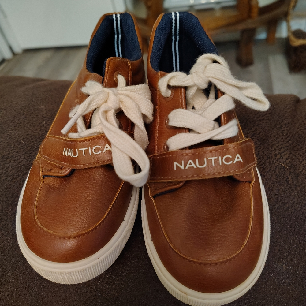 Nautica Kids Tan Sneakers with Cream Laces